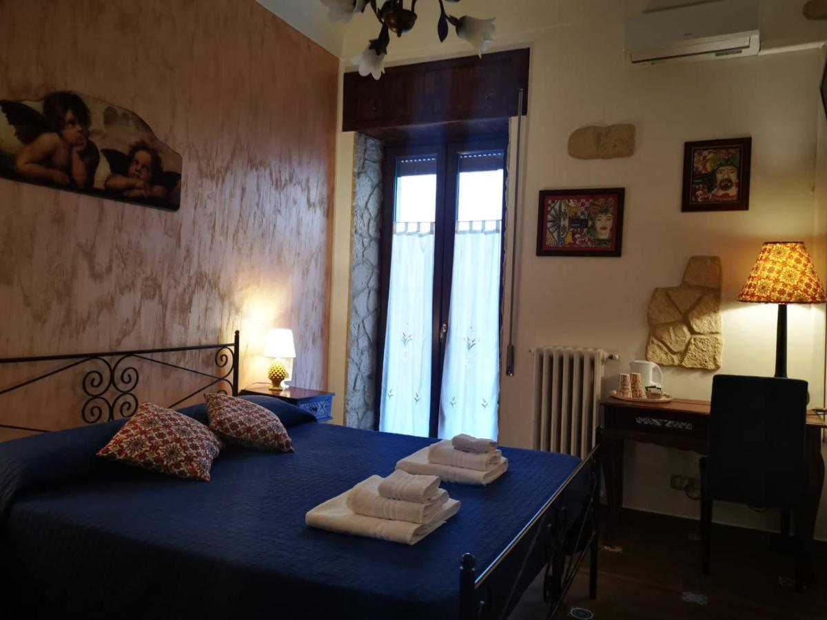 Del Centro Bed and Breakfast Έννα Εξωτερικό φωτογραφία