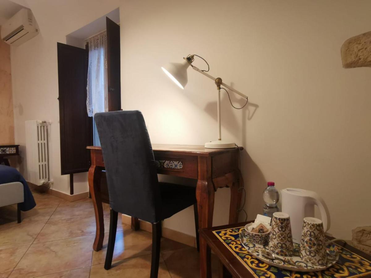 Del Centro Bed and Breakfast Έννα Εξωτερικό φωτογραφία