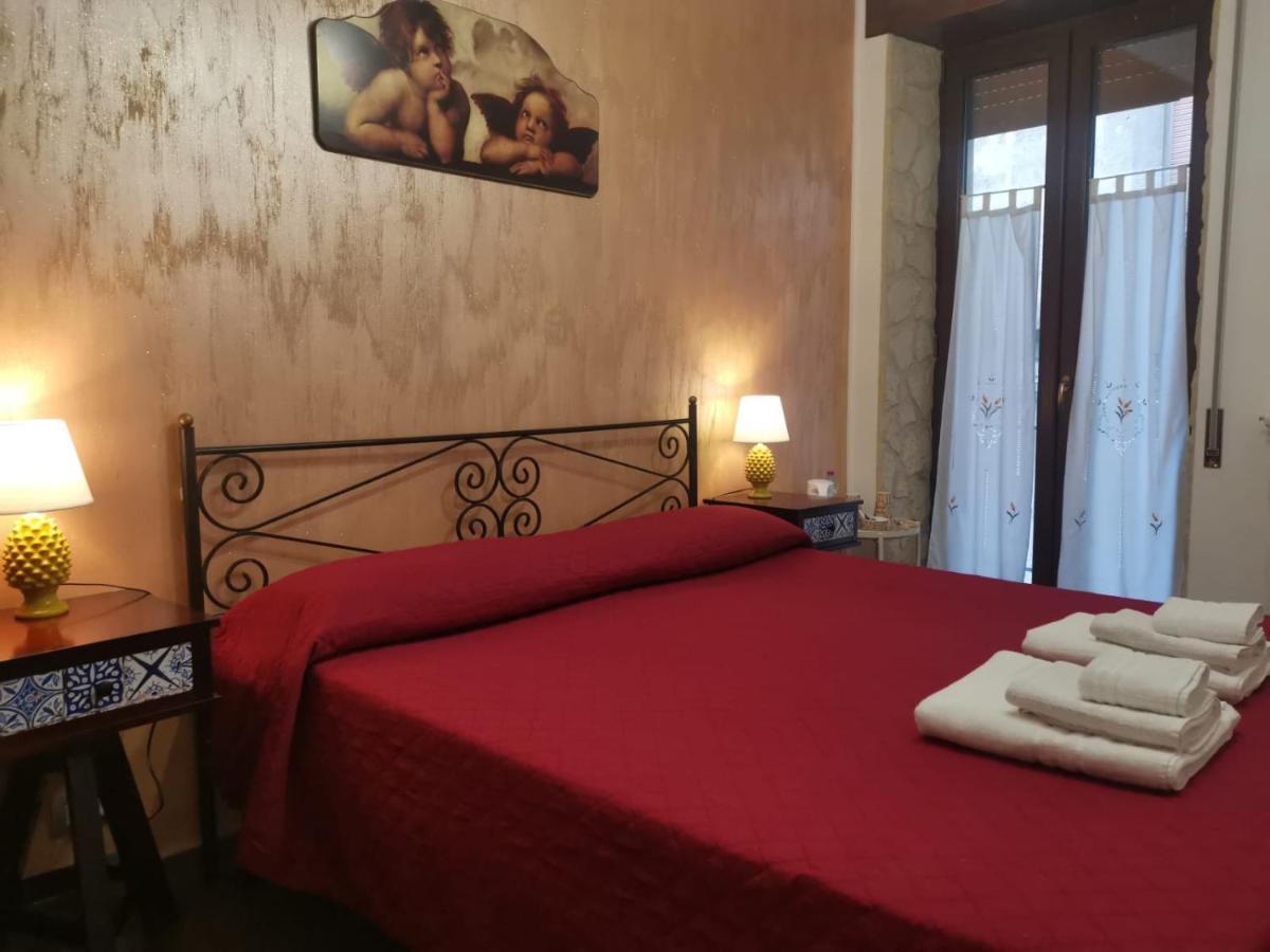 Del Centro Bed and Breakfast Έννα Εξωτερικό φωτογραφία