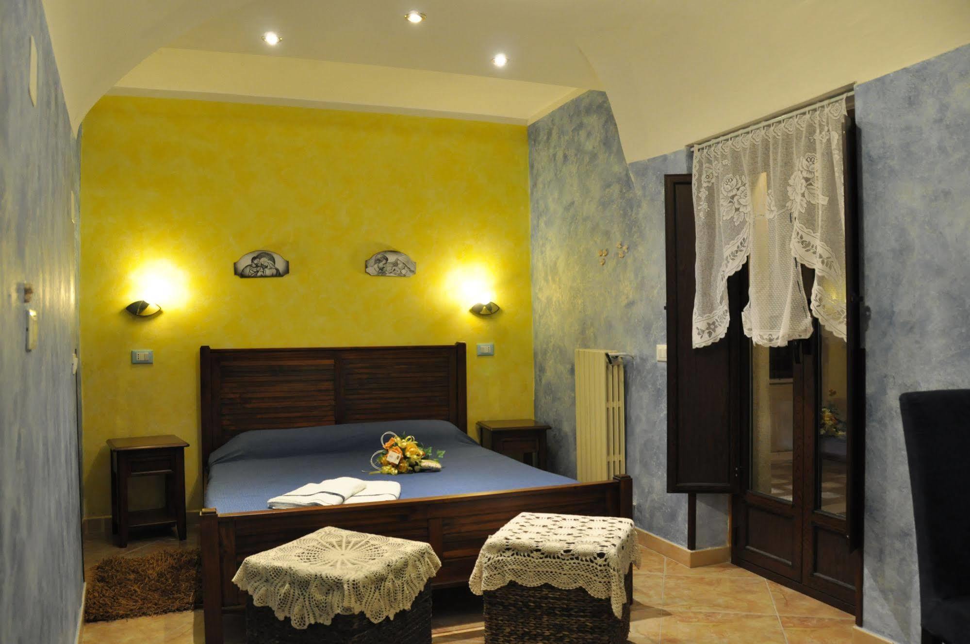 Del Centro Bed and Breakfast Έννα Εξωτερικό φωτογραφία